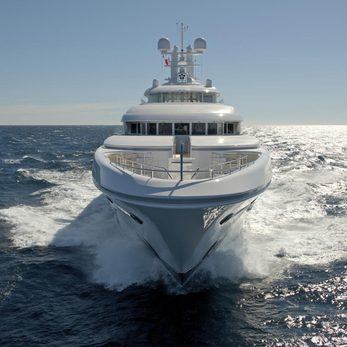 Bella Vita yacht exterior 4