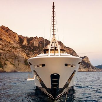 Florentia yacht exterior 2