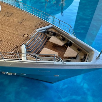 Dragonfly yacht exterior 2
