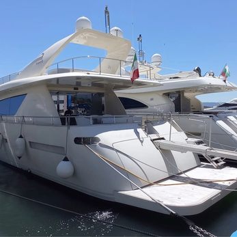 Mathisse yacht exterior 2