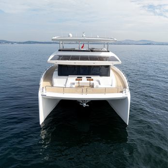 atraversia duplicate yacht exterior 3