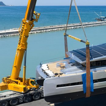 Silent 80/ 01 yacht exterior 2