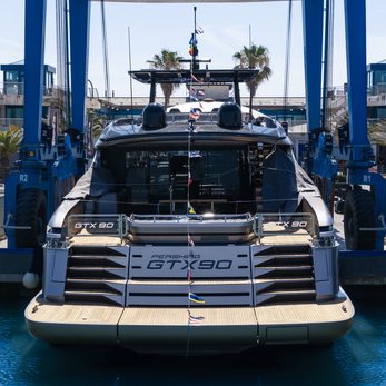 Pershing GTX90 / 01 yacht exterior 4