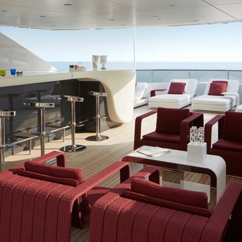 Home yacht interior 4