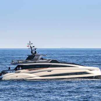 La Vie yacht exterior 4