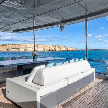 NOI yacht exterior 4