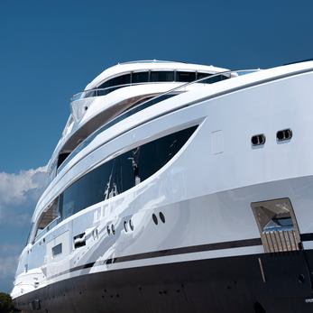 Lady Estey yacht exterior 2