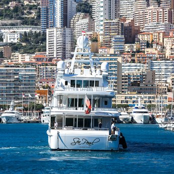 Alfa G yacht exterior 4