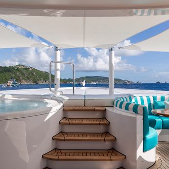 Makh I yacht exterior 2