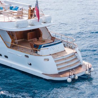 Ava yacht exterior 5