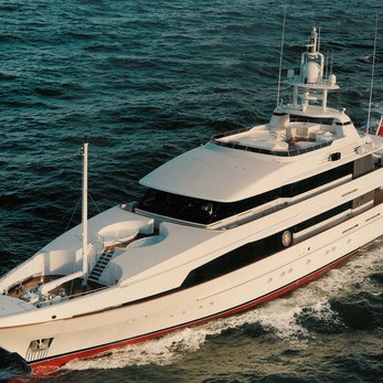 Ostar yacht exterior 2