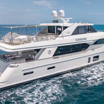 Chindon yacht exterior 5