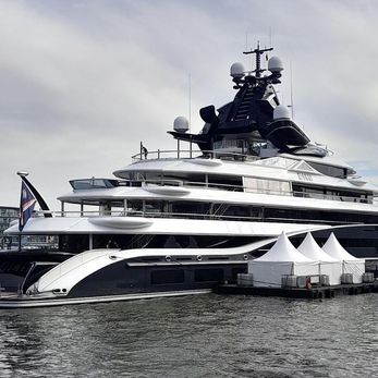Kismet yacht exterior 5