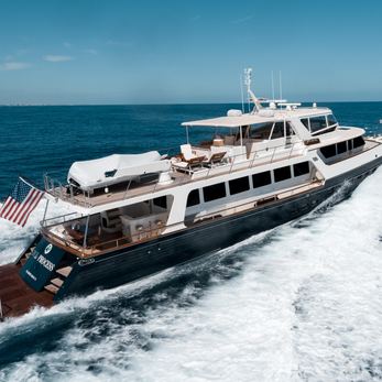 Rat Pack yacht exterior 5