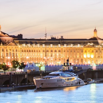 Lady M yacht exterior 3