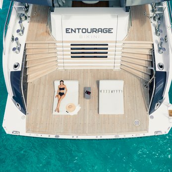Entourage yacht interior 5