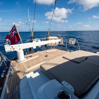 Mustang yacht exterior 4