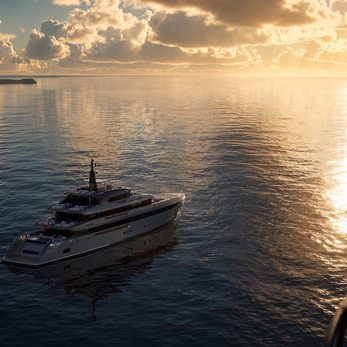 65Steel / 01 yacht exterior 5
