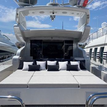 Jade yacht interior 3