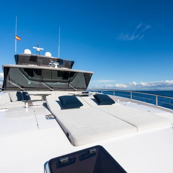 Horizon FD100 /912 yacht exterior 2