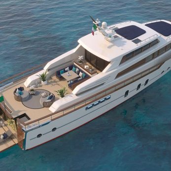 Vero yacht exterior 5