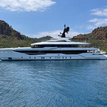 Ada yacht exterior 2