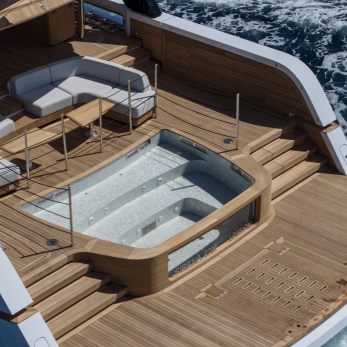 Sirena 42M/01 yacht exterior 4