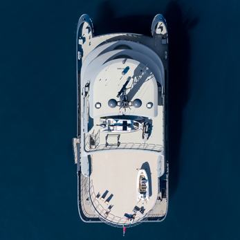 Nurja yacht exterior 3