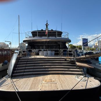 Lady Betty yacht exterior 2