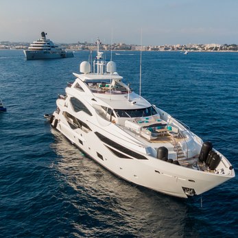 Sonishi yacht exterior 4