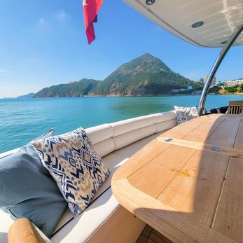 86 Yacht / HK 01 yacht exterior 16