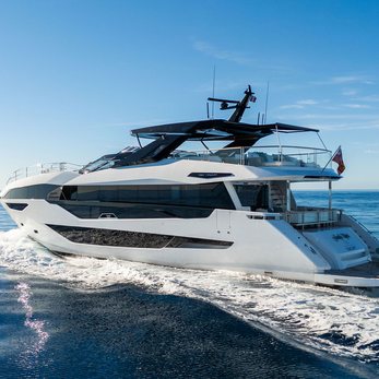 Family Spirit yacht exterior 5