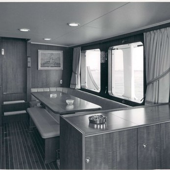 Tartar yacht interior 5