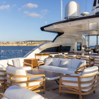 Piacere yacht exterior 3