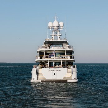 Synthesis yacht exterior 5