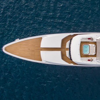 Anshin yacht interior 3