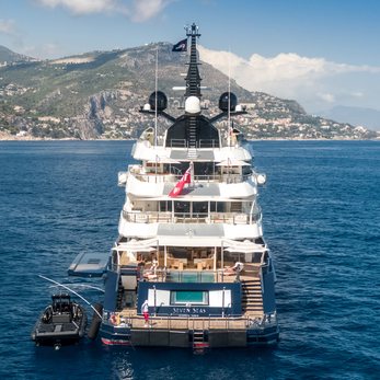 Man of Steel yacht exterior 4