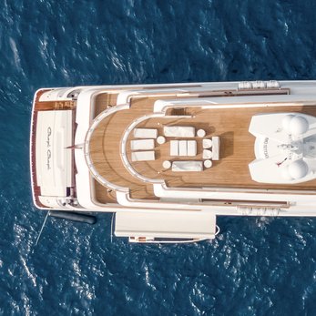 Chopi Chopi yacht interior 5
