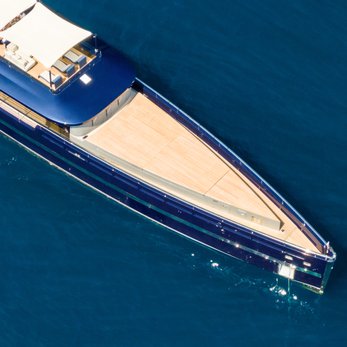 Blade II yacht exterior 2