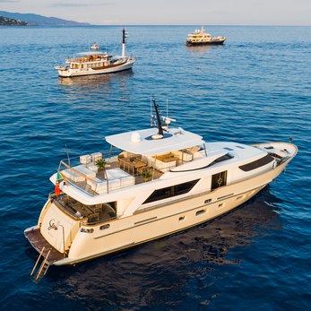 Valentina II yacht exterior 4