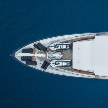 DNA yacht exterior 3