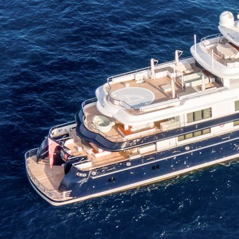 Albatross yacht exterior 5