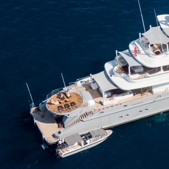 Siren yacht exterior 5