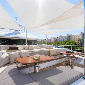 Mr.D yacht exterior 2