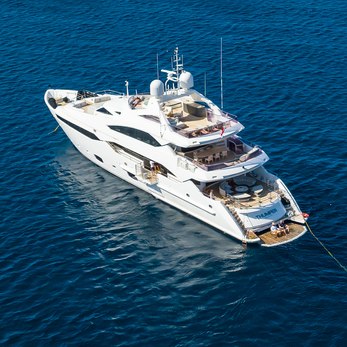 Thumper yacht exterior 5