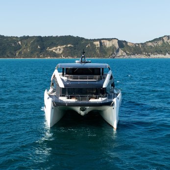 Acali yacht exterior 2