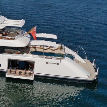 Lunasea yacht exterior 5