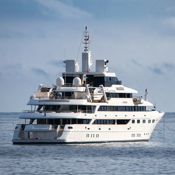 Emir yacht exterior 4