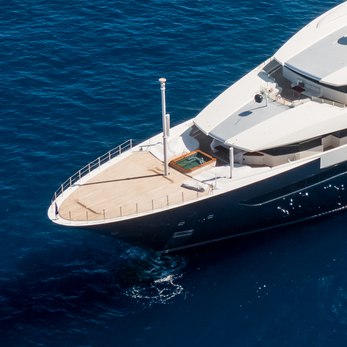 Man of Steel yacht exterior 3