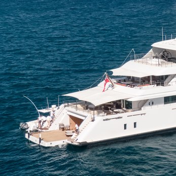 Nora yacht exterior 5